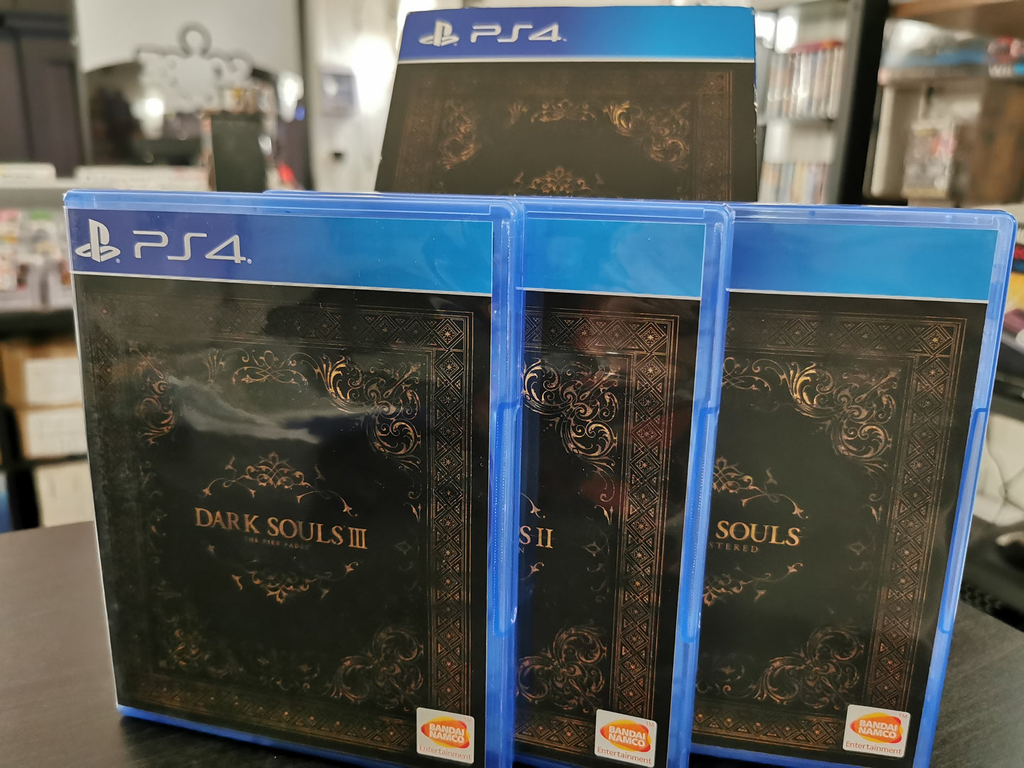 Dark Souls Trilogy (PS4)