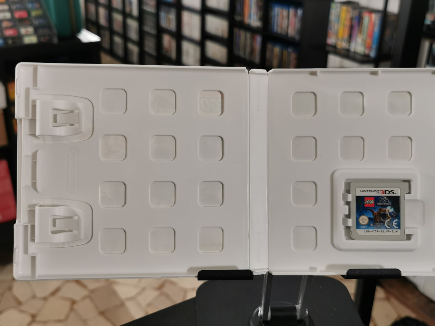 LEGO Jurassic World (3DS)