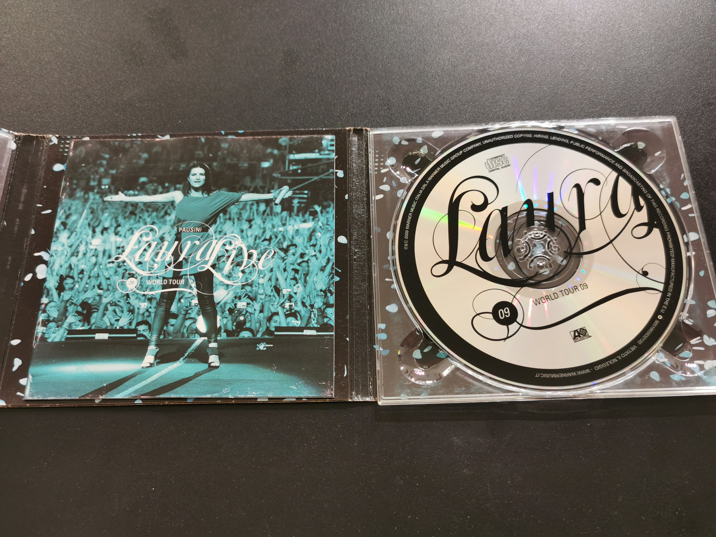 Laura Pausini – Laura Live World Tour 09 (CD) + (DVD)