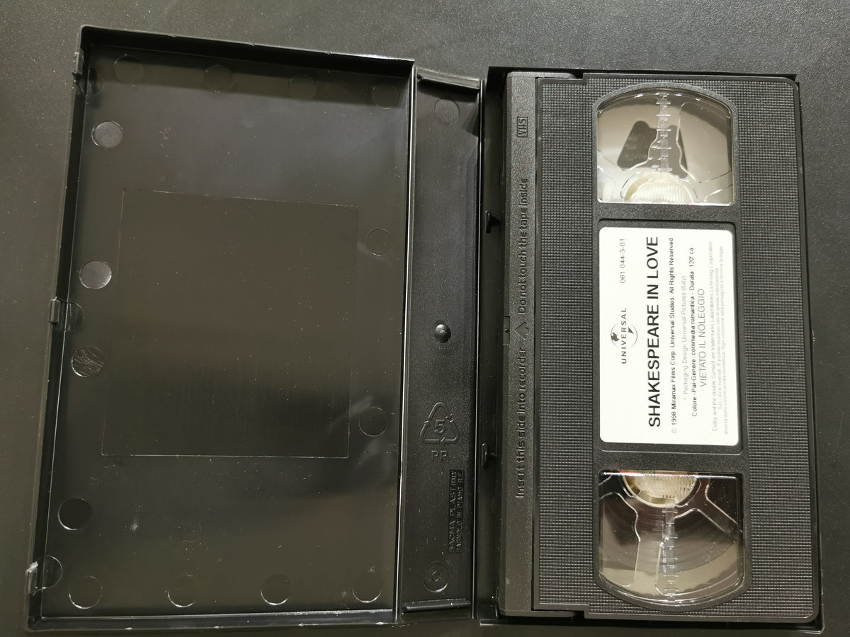 Shakespeare in Love (VHS)