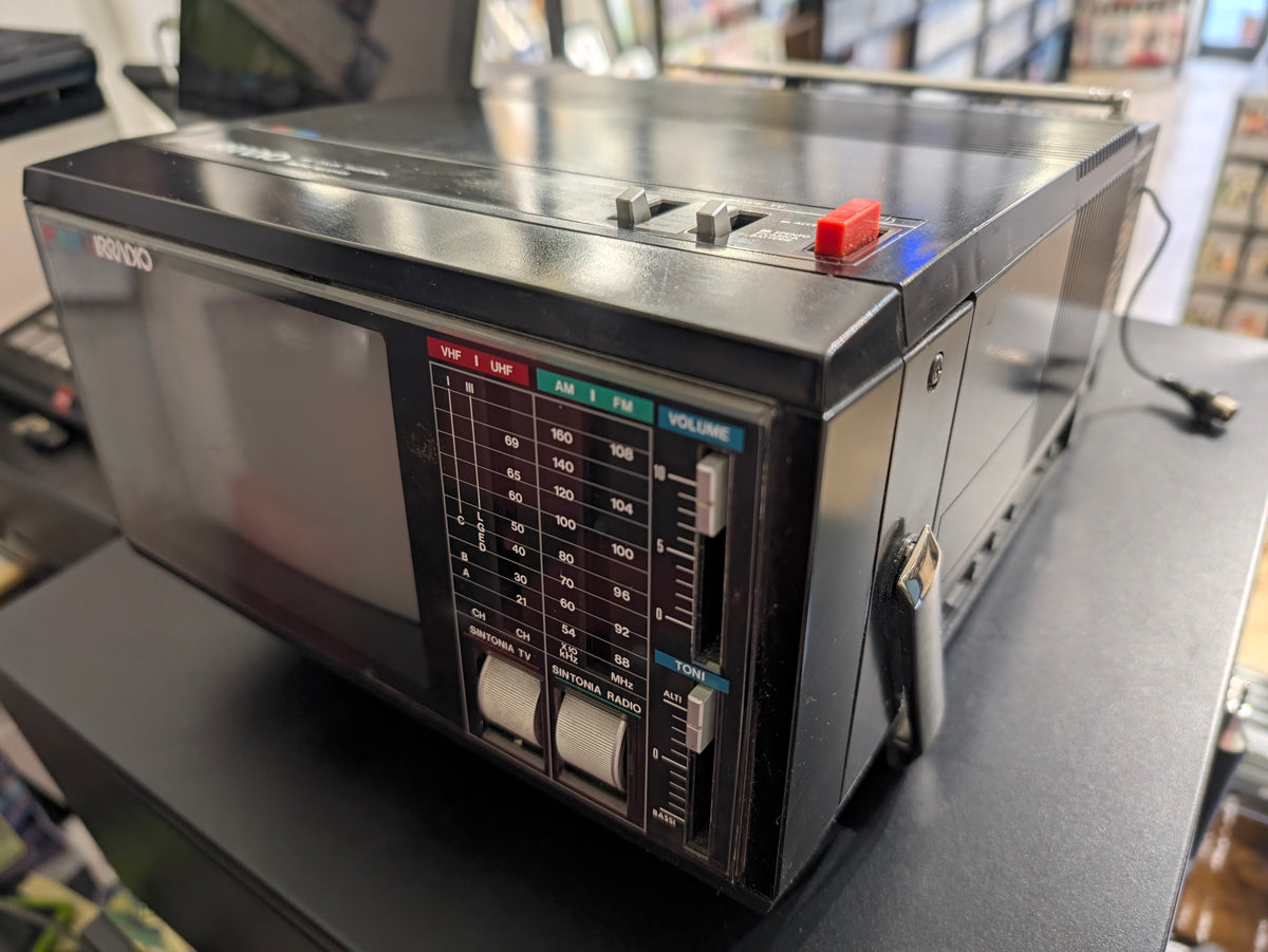 Irradio Scirocco PC-5 – TV Color 5,5" con Radio AM/FM