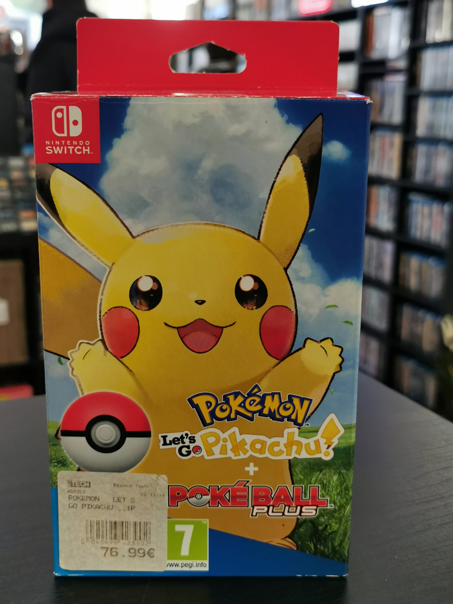 Pokemon Let's Go Pikachu! [Poke Ball Plus Bundle] (Switch)