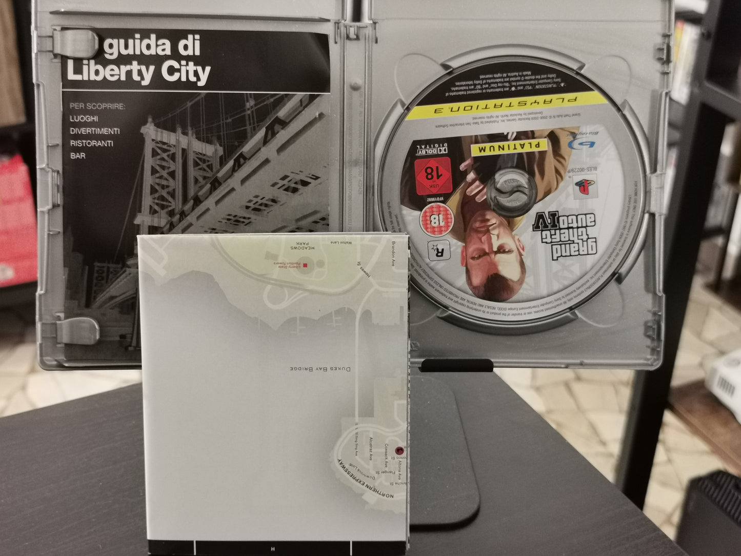 Grand Theft Auto IV  (PS3) - Platinum