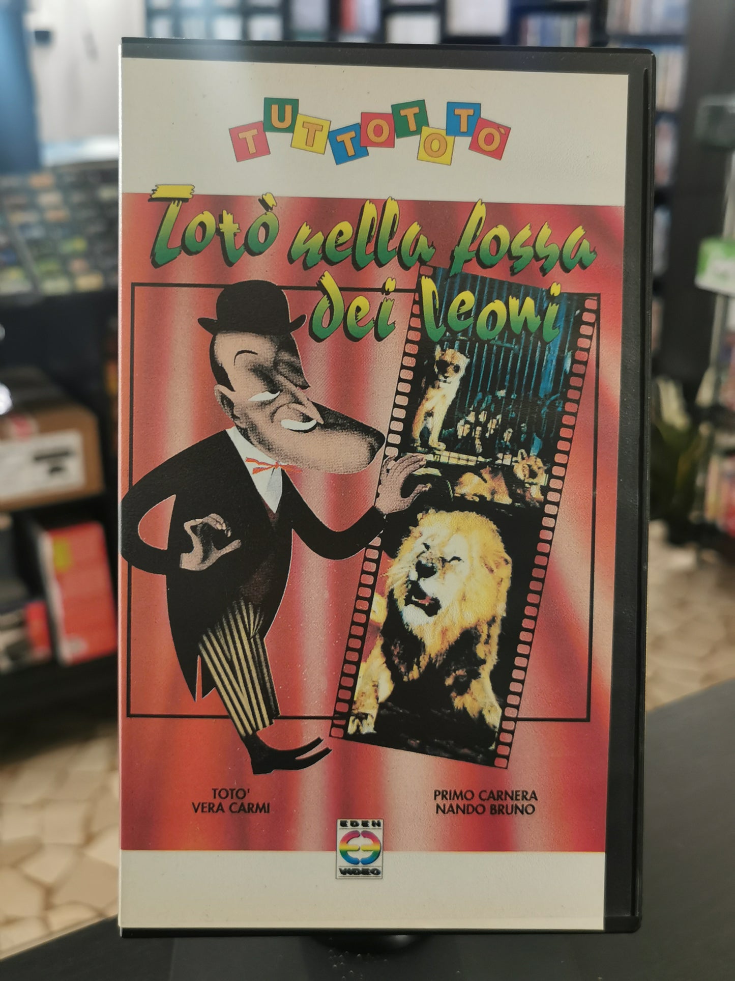 Totò Nella Fossa Dei Leoni (VHS)