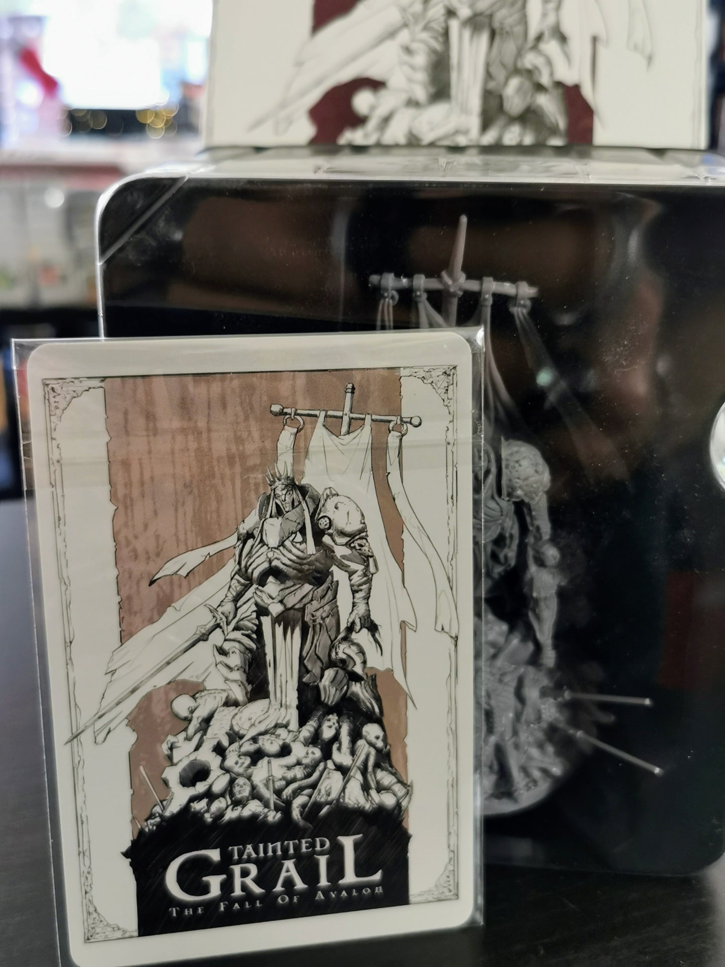 Tainted Grail – King Arthur Collectible Model