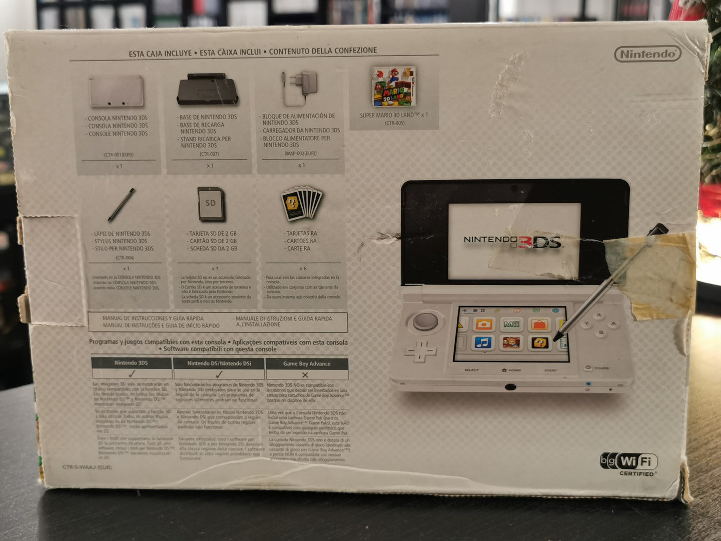 Nintendo 3DS Ice White – Super Mario 3D Land Pack (Console)