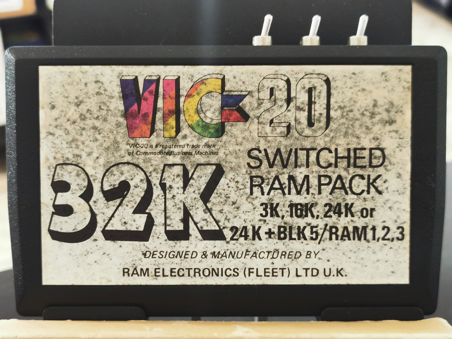 VIC-20 32K Switched RAM Pack (Accessori)