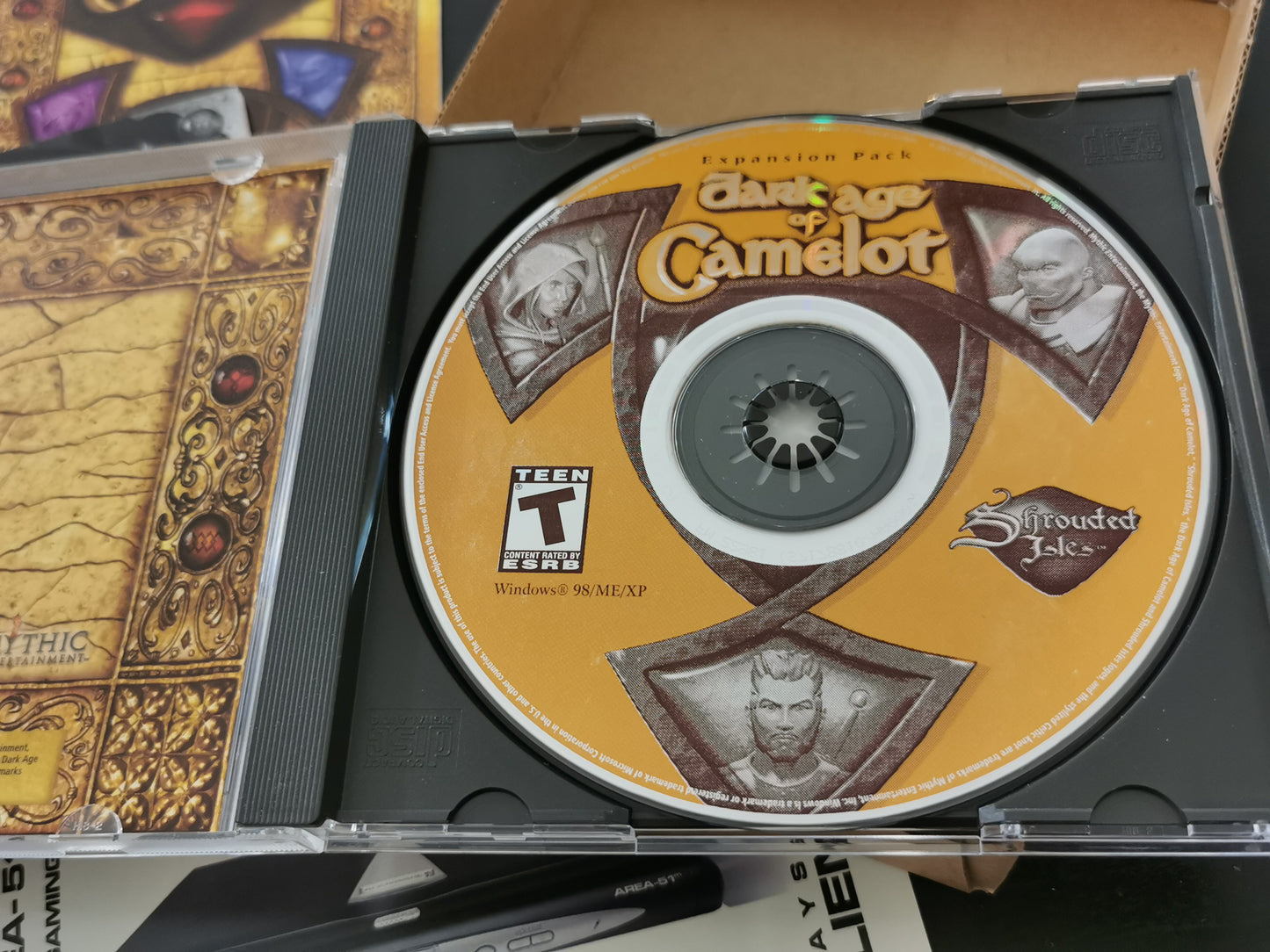 Dark Age of Camelot: Shrouded Isles (PC) – Expansion Pack Big Box