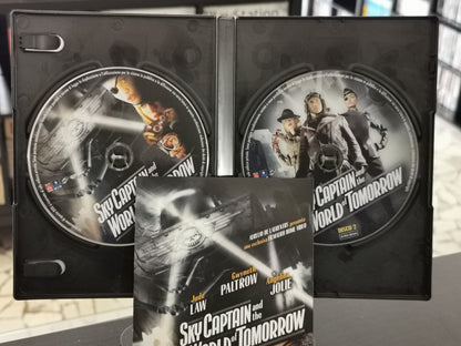 Sky Captain and the World of Tomorrow (DVD) - Special Edition