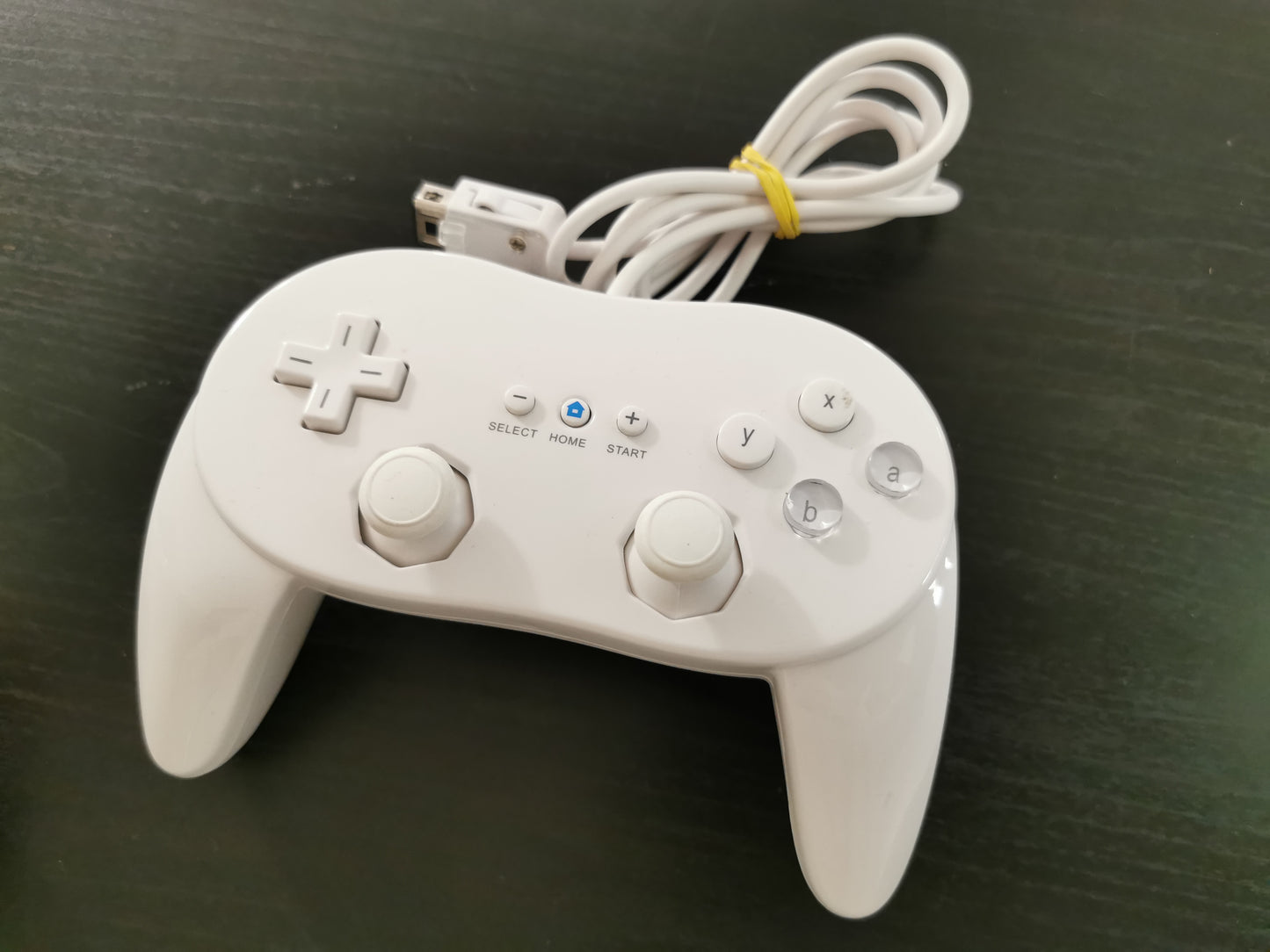 Classic Controller Pro (Wii) - Compatibile