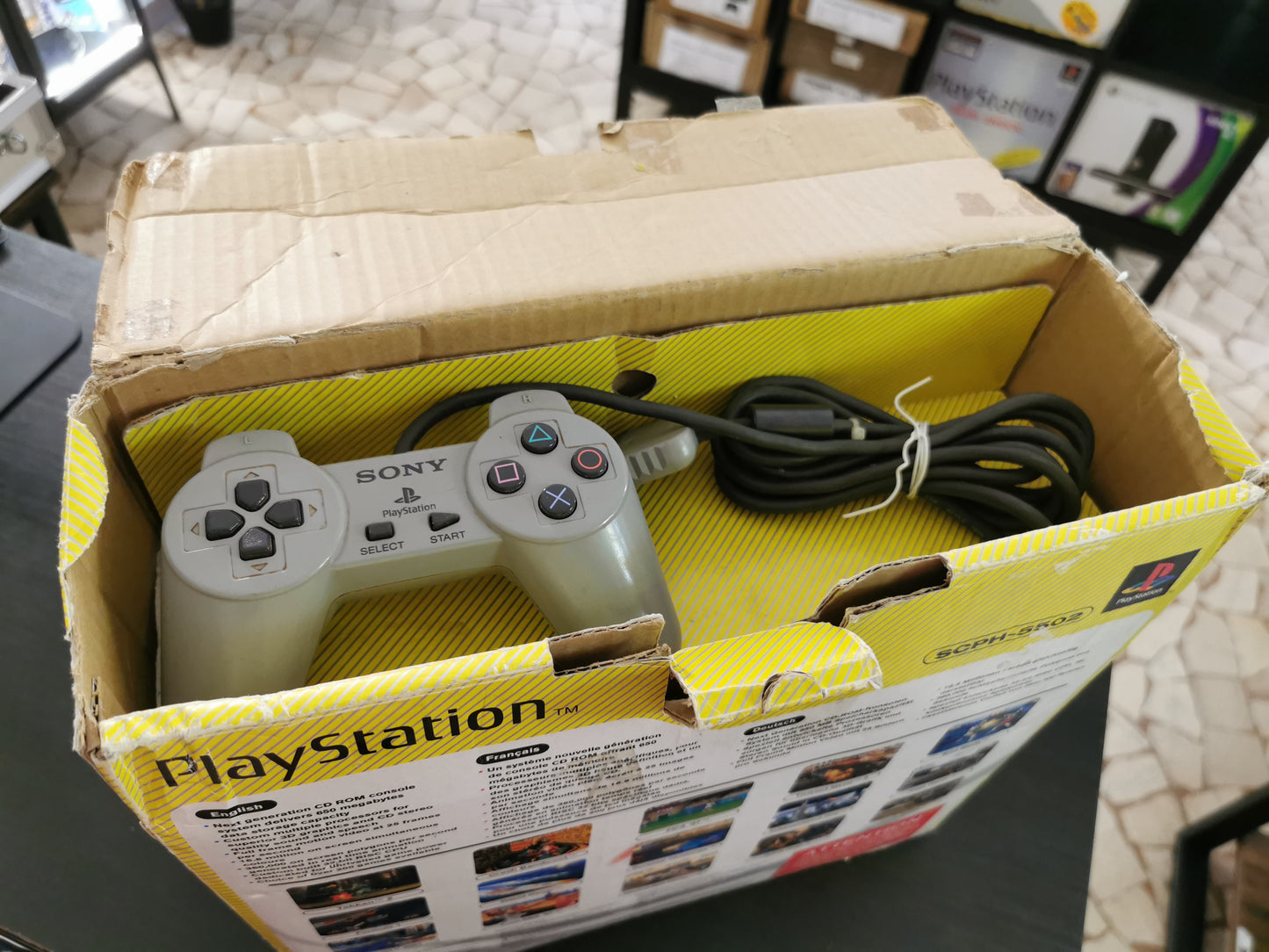 PlayStation (PS1) con scatola SCPH-5502