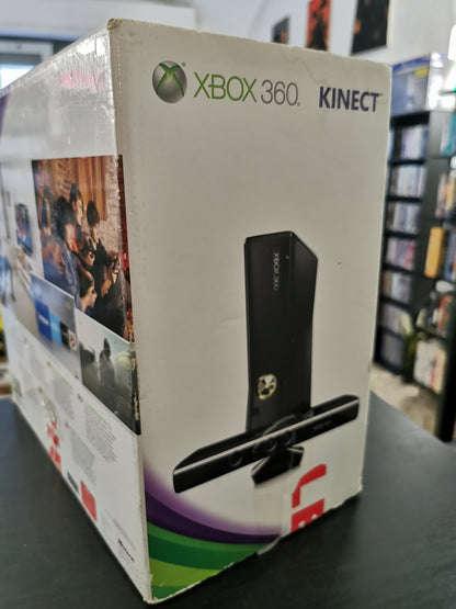Xbox 360 – Kinect Bundle 4GB - CIB