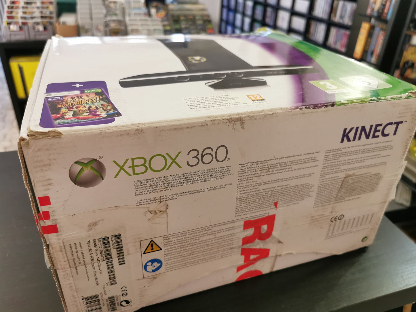 Xbox 360 – Kinect Bundle 4GB - CIB