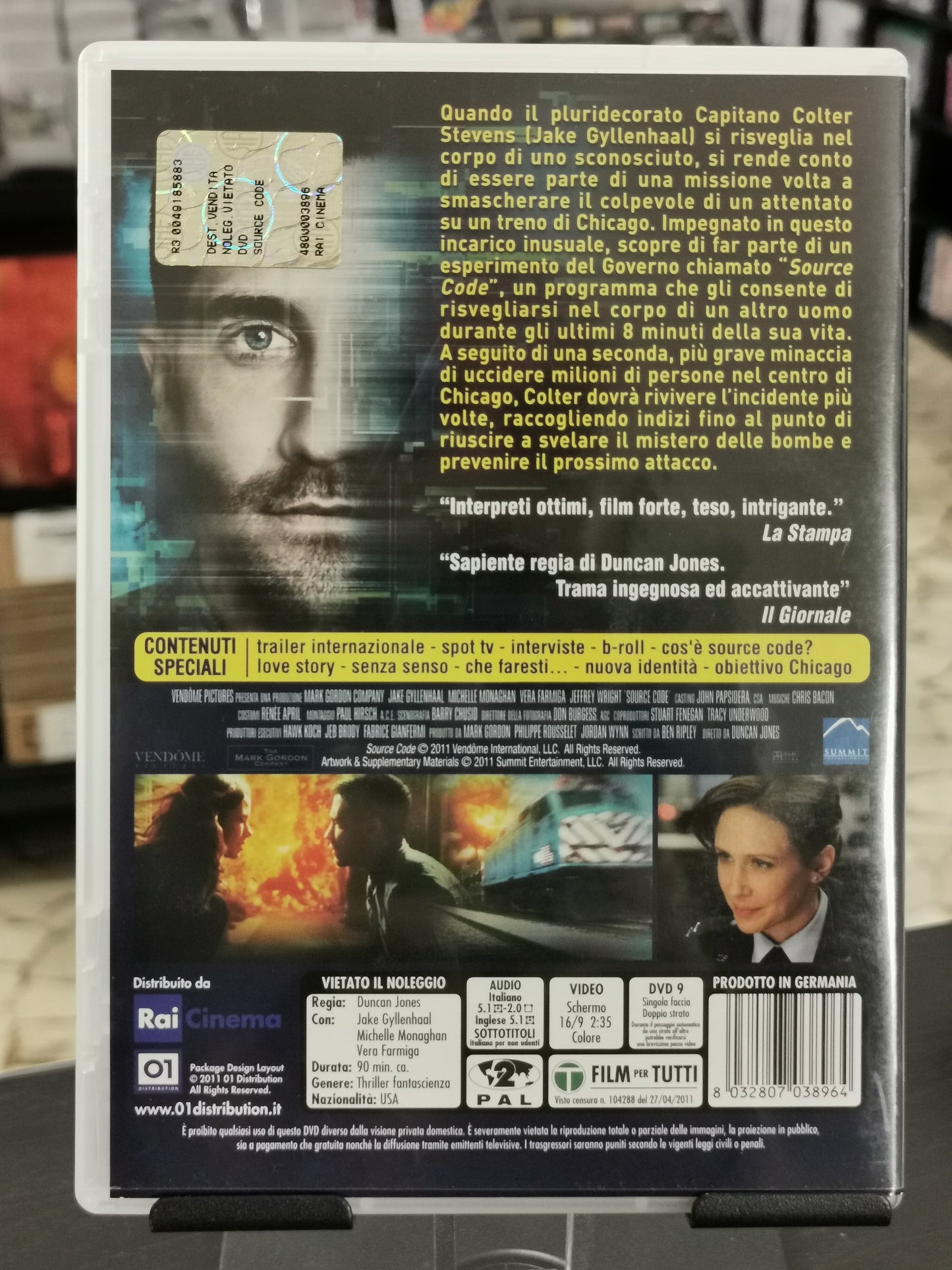Source Code (DVD)