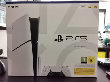Sony PlayStation 5 Slim 1TB con Lettore Disco (PS5)
