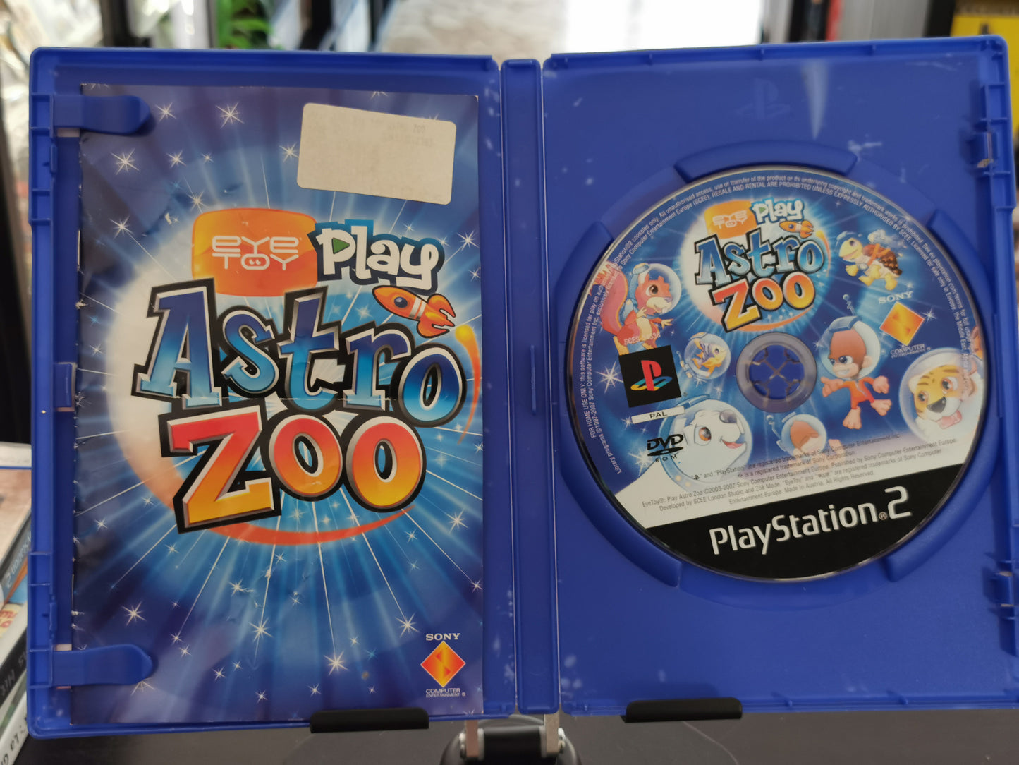 EyeToy Play: Astro Zoo (PS2)