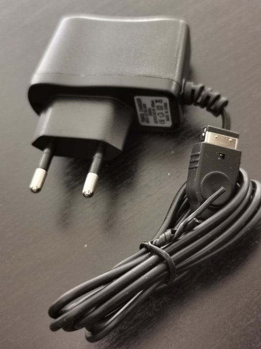Adattatore CA Compatibile con Nintendo DS e Game Boy Advance SP