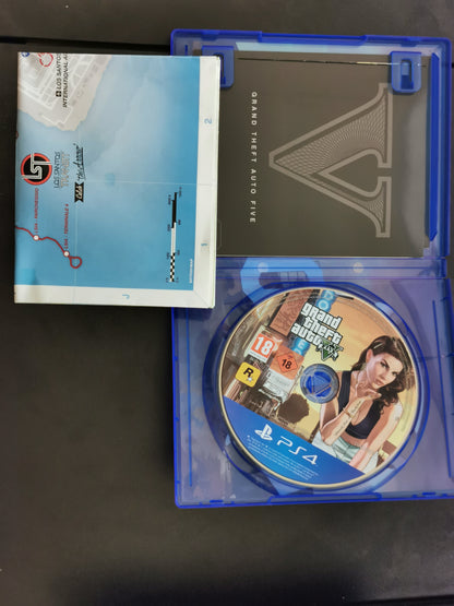 Grand Theft Auto V (PS4) - Con Mappa e Manuale