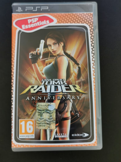 Lara Croft Tomb Raider: Anniversary (PSP) - Essentials