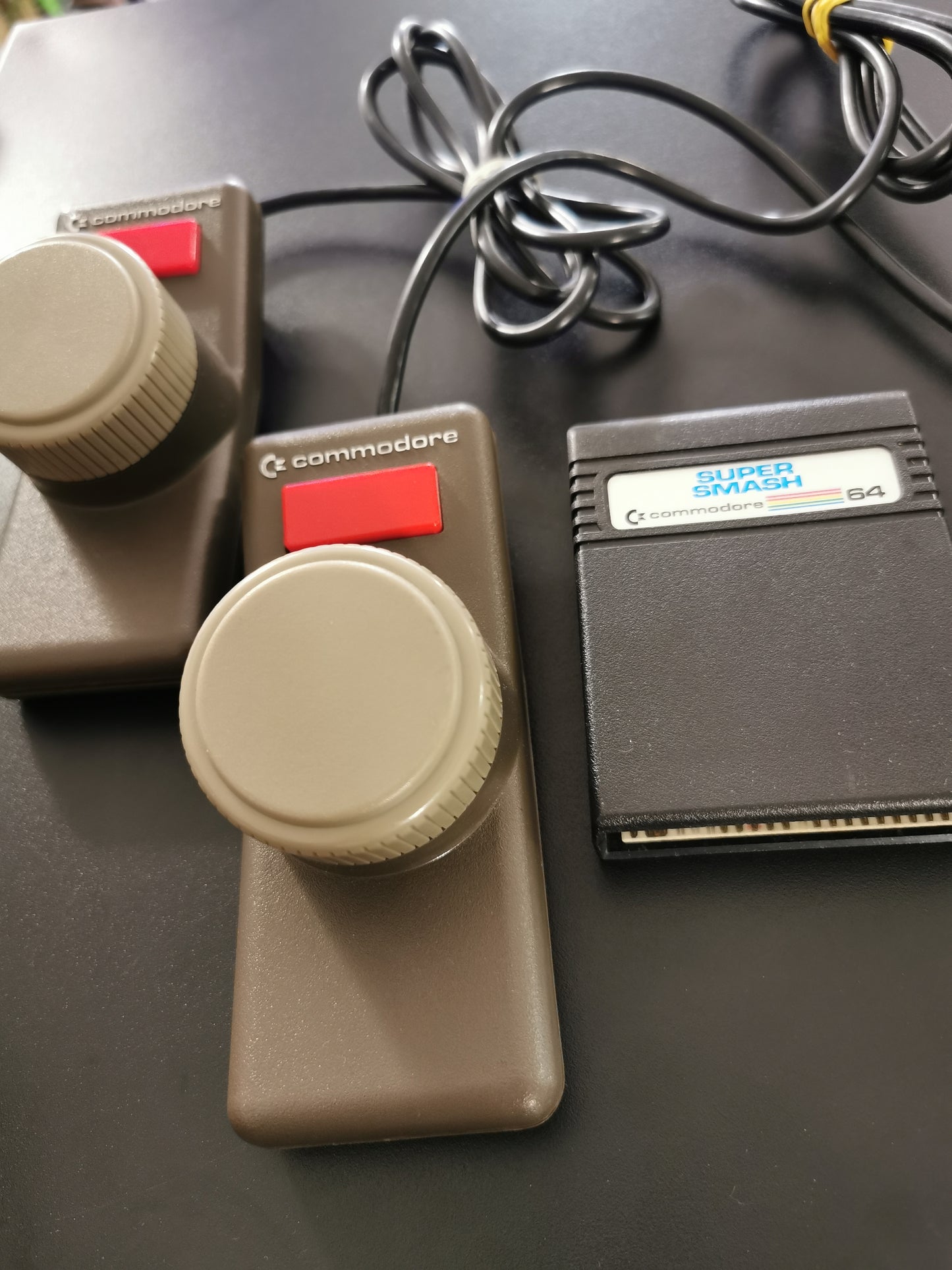 Super Smash con 2 Paddle (Commodore 64)