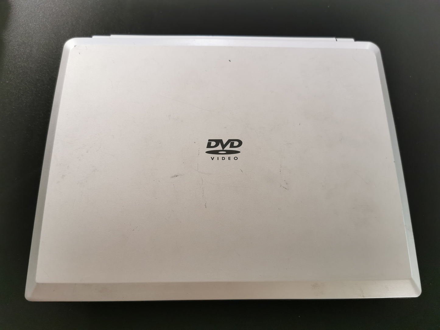 Lettore DVD Portatile Irradio DVP-973TX 7"