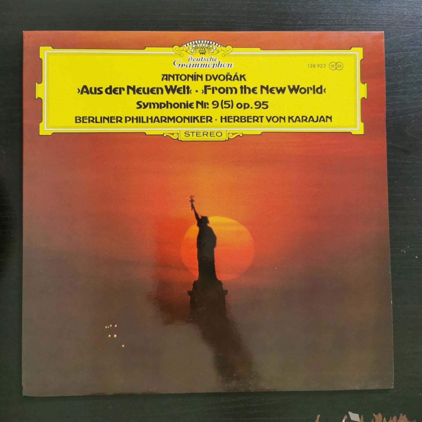 Antonín Dvořák – Sinfonia n. 9 “Dal Nuovo Mondo” – Herbert von Karajan (LP)