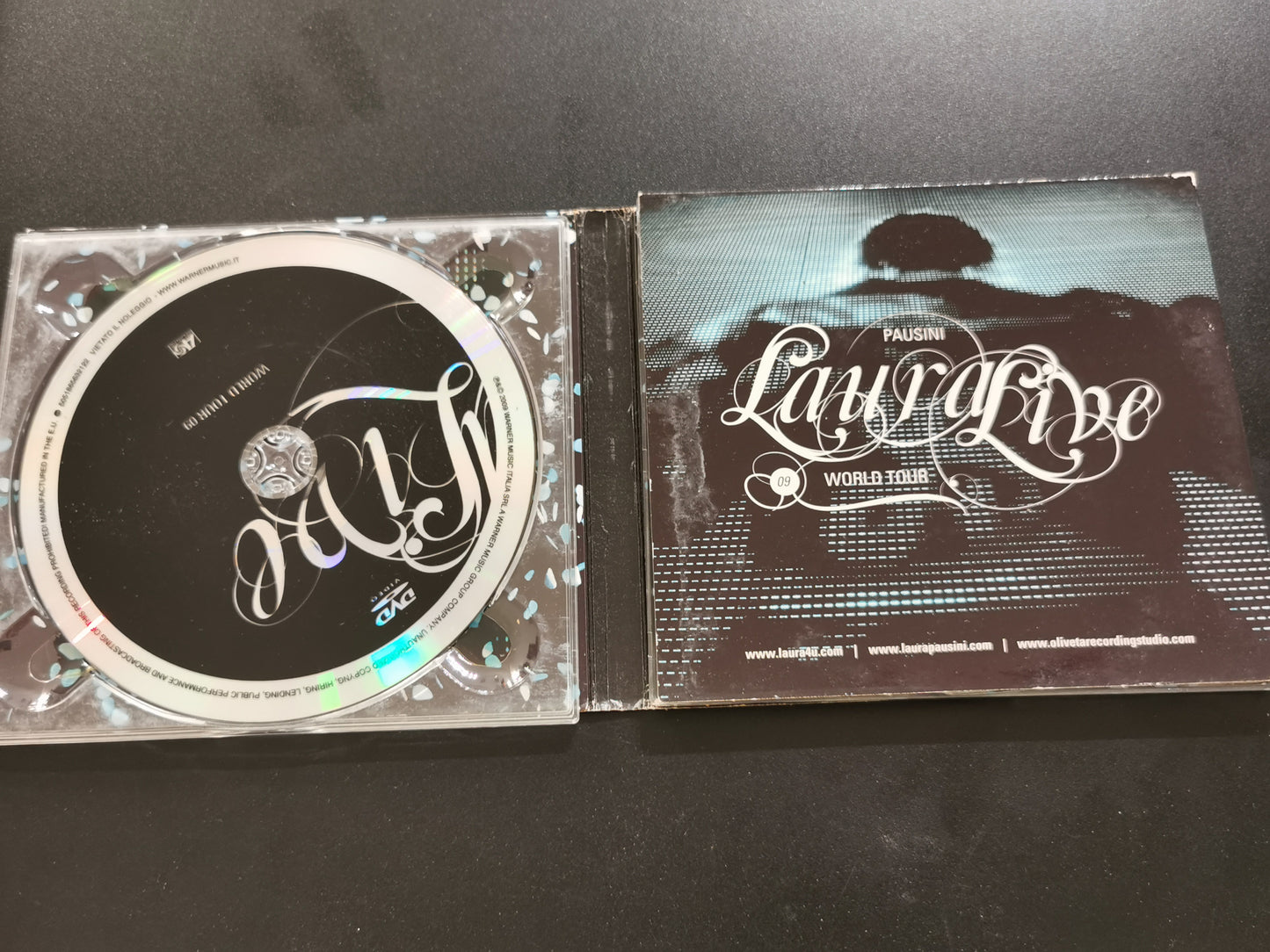 Laura Pausini – Laura Live World Tour 09 (CD) + (DVD)
