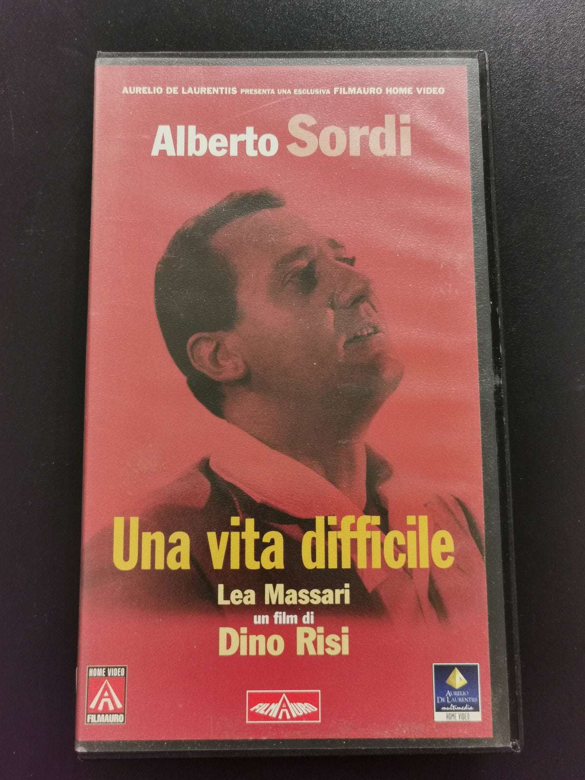 Una vita difficile (VHS) – Filmauro Home Video
