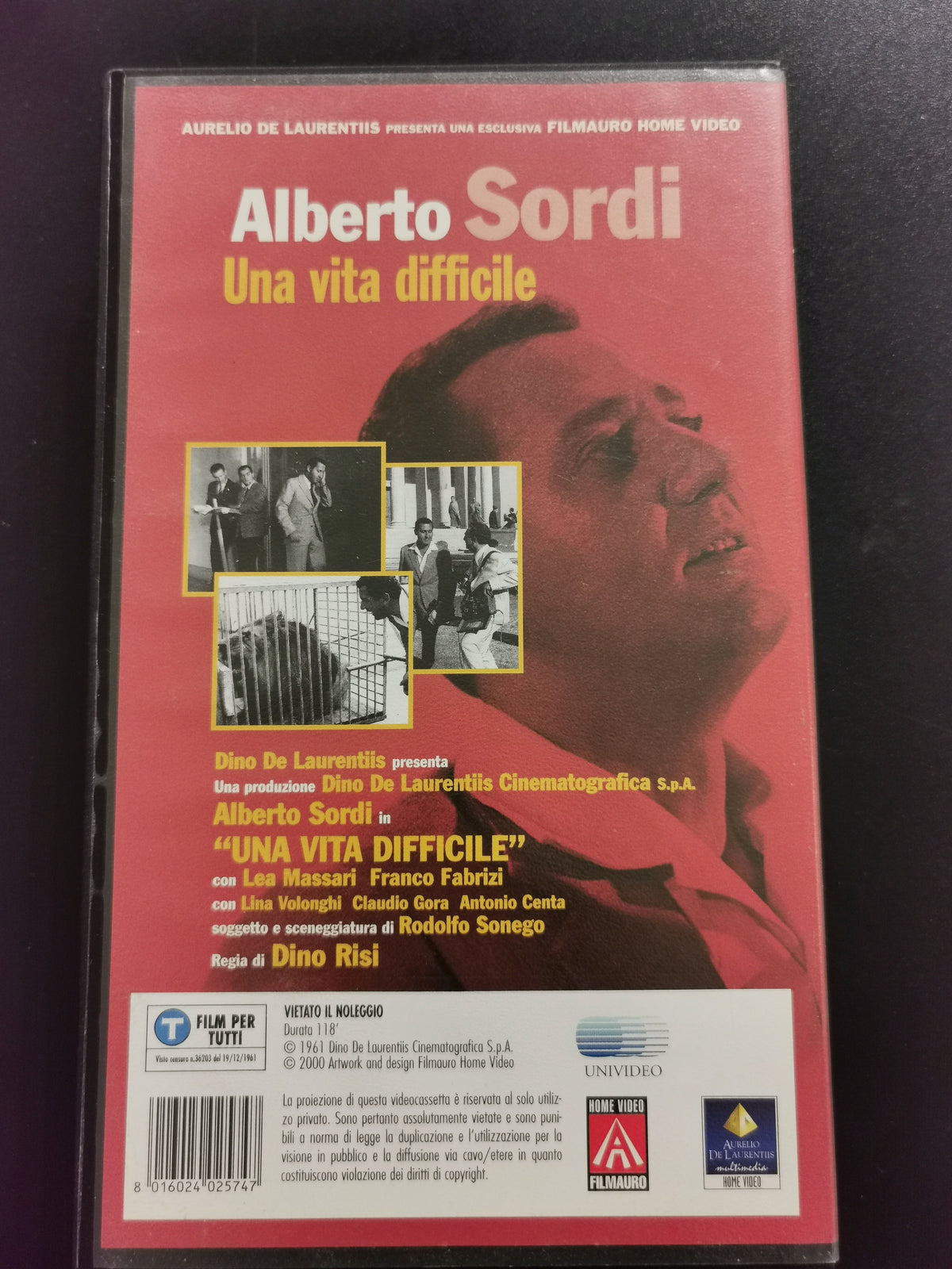 Una vita difficile (VHS) – Filmauro Home Video