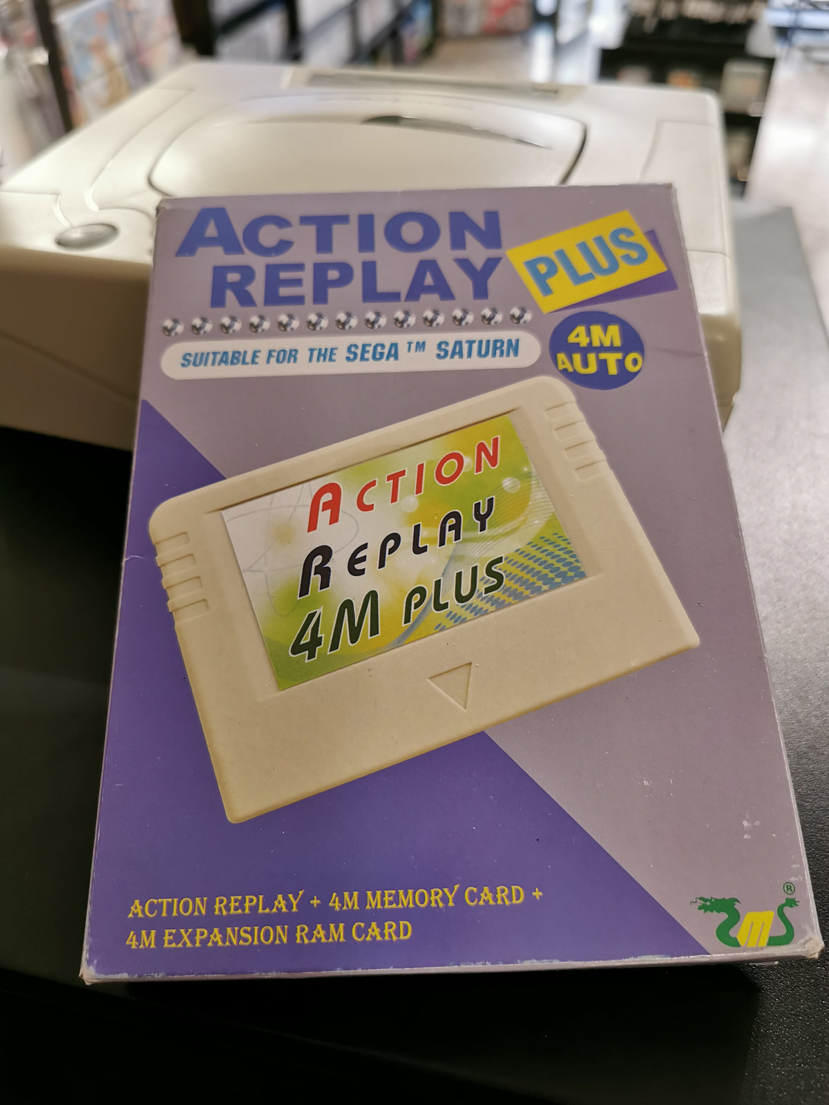 Sega Saturn HST-3220 White NTSC-J + Action Replay 4M Plus + 2 Controller