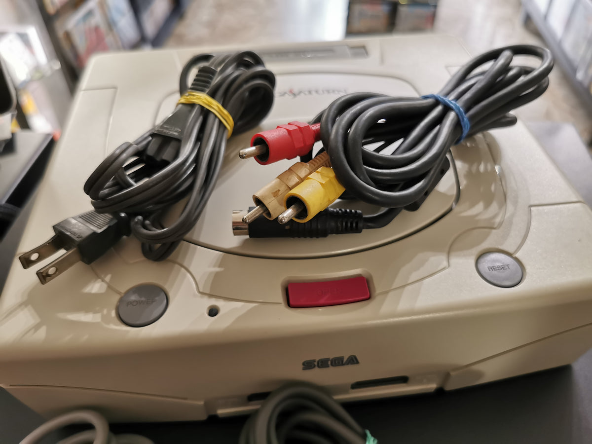 Sega Saturn HST-3220 White NTSC-J + Action Replay 4M Plus + 2 Controller