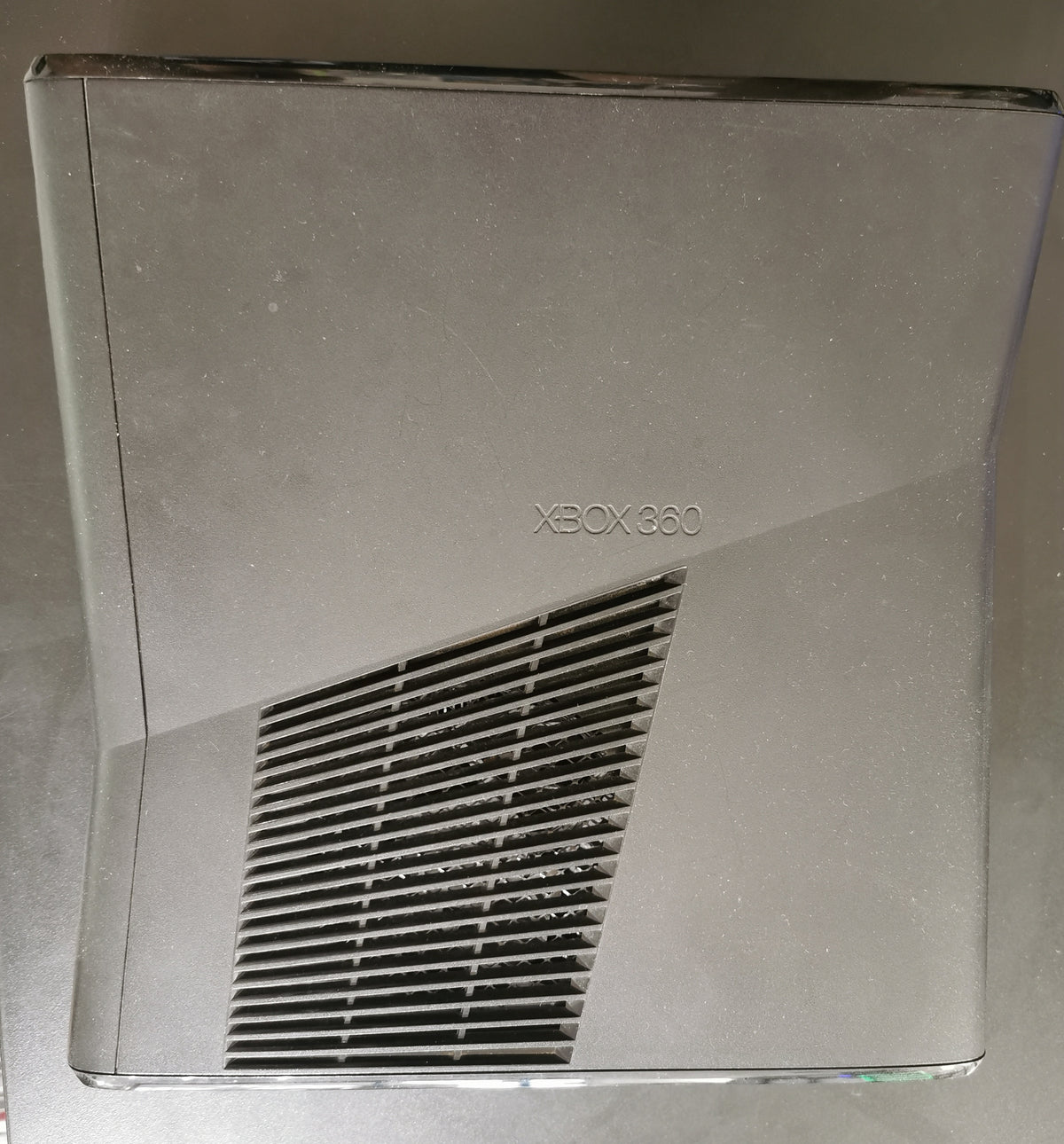 Xbox 360 S 4 GB (Console)