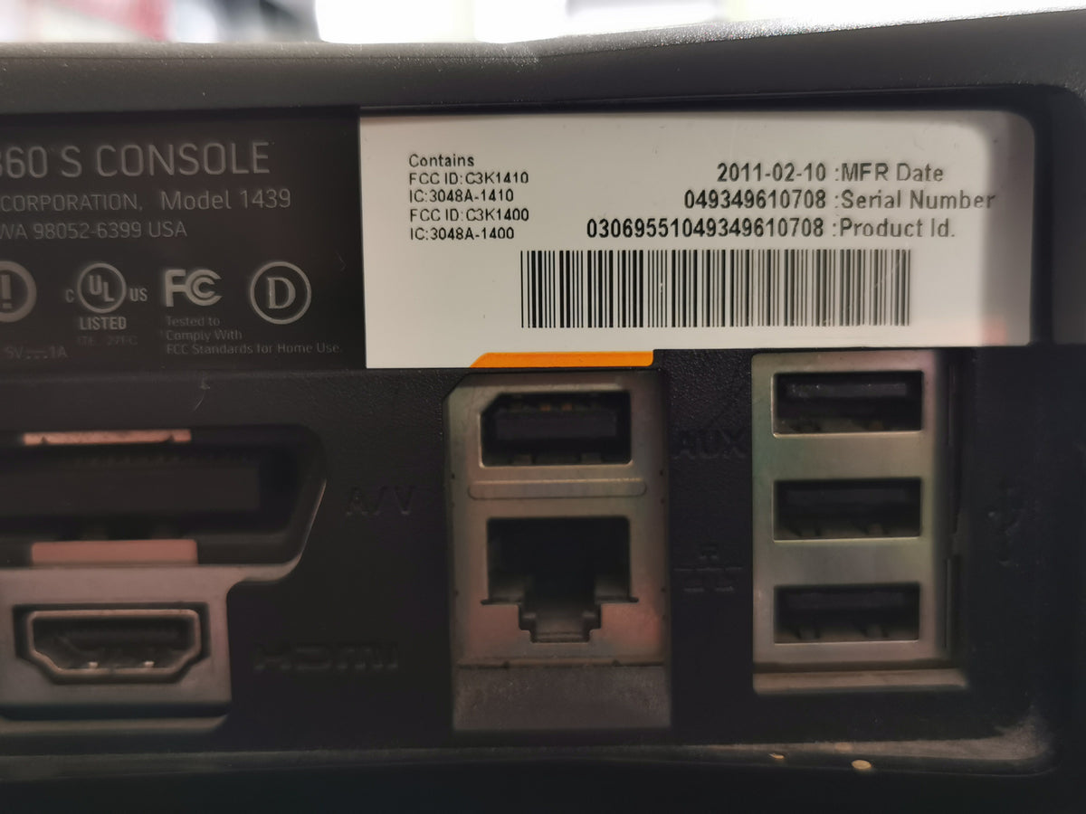 Xbox 360 S 4 GB (Console)