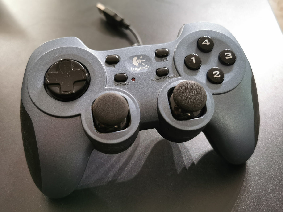 Logitech RumblePad 2 (PC)