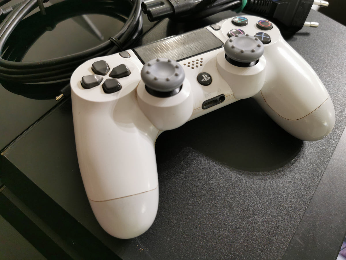 PlayStation 4 500GB (PS4) CUH-1004A