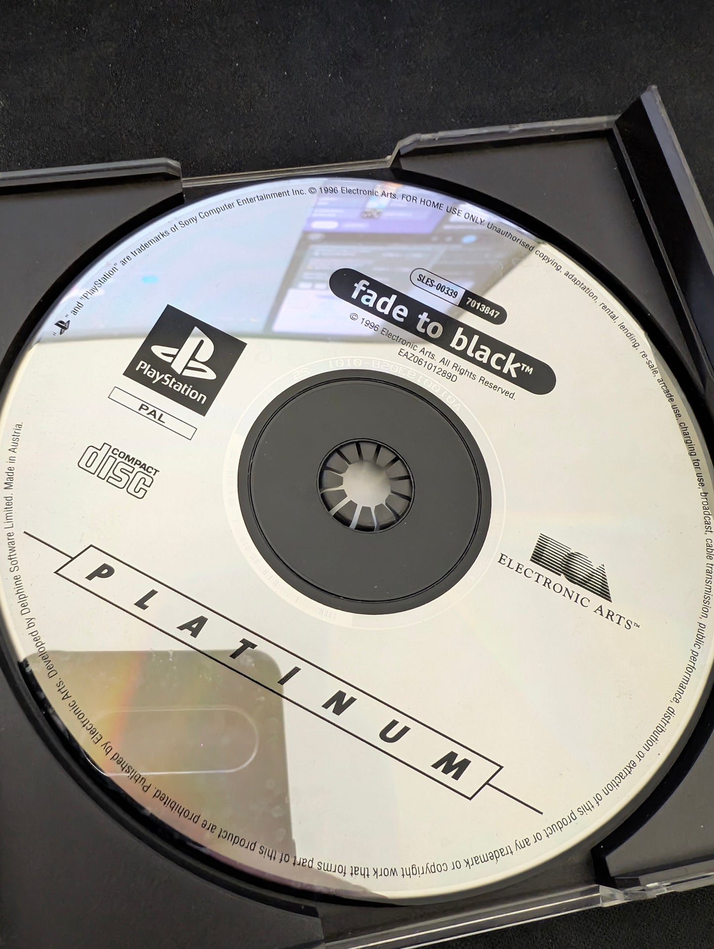 Fade To Black (PS1) - Platinum
