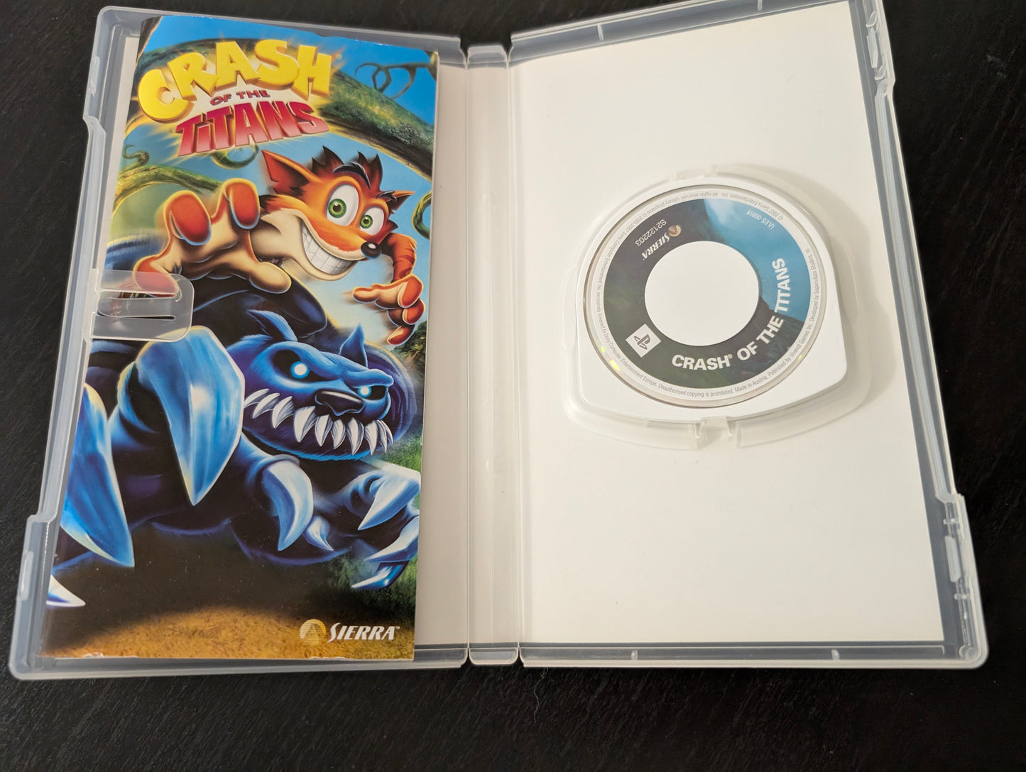 Crash of The Titans (PSP) - Essentials