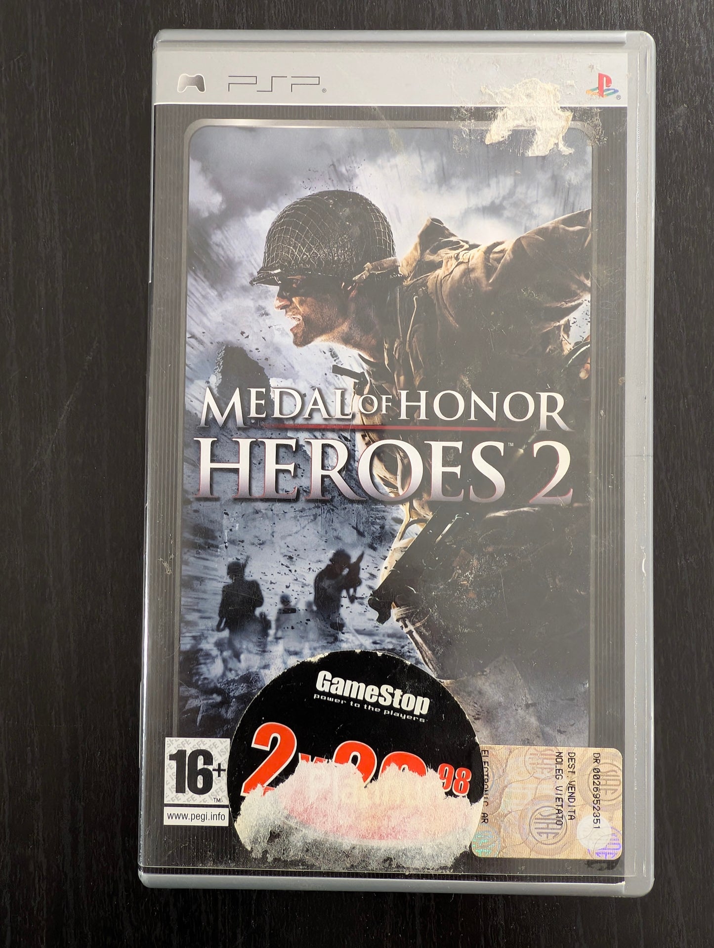 Medal Of Honor: Heroes 2 (PSP) - Platinum