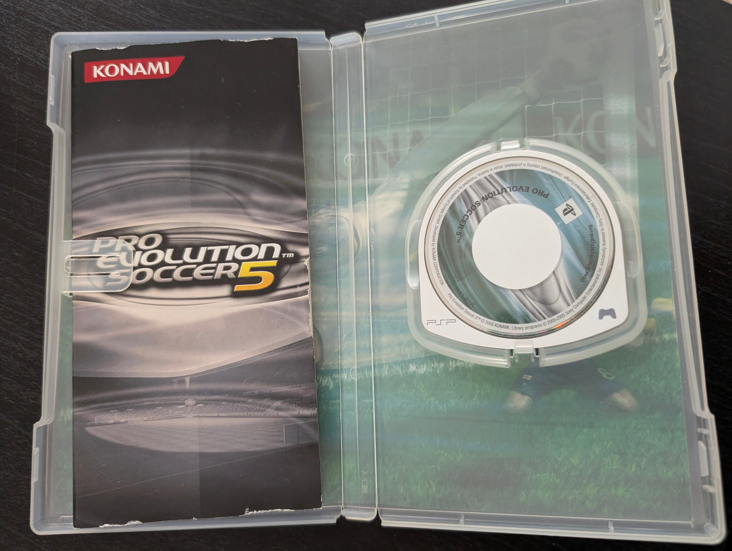 PES 5 Pro Evolution Soccer (PSP)