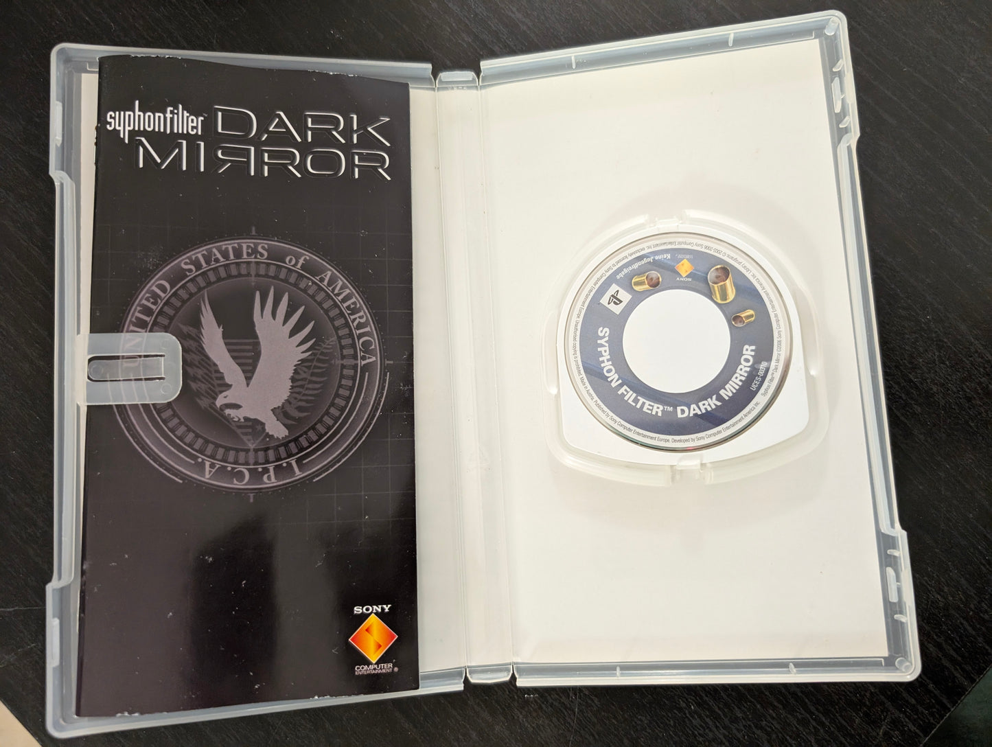 Syphon Filter: Dark Mirror (PSP) - Essentials