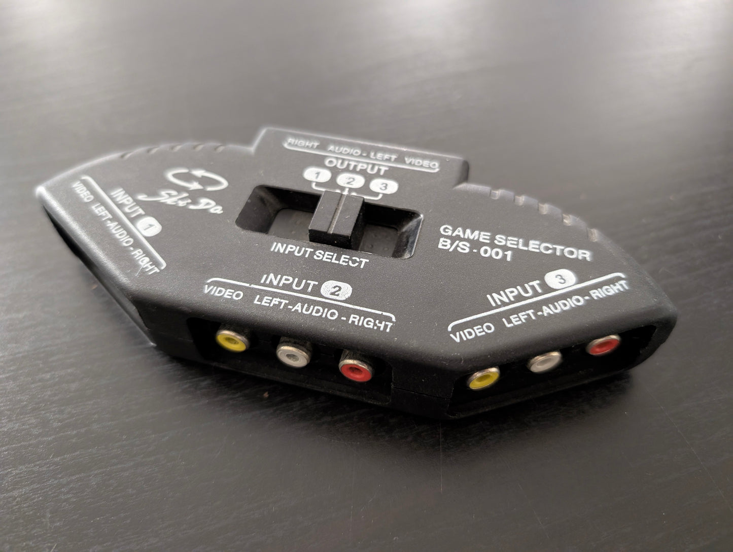 Selettore Switch AV a 3 ingressi (Accessori)