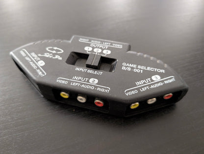 Selettore Switch AV a 3 ingressi (Accessori)