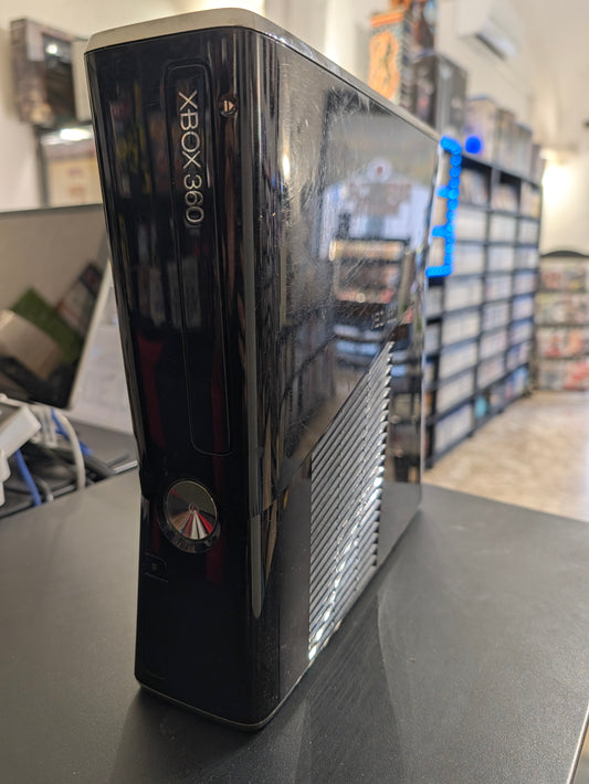 Xbox 360 S 250GB (Xbox 360)
