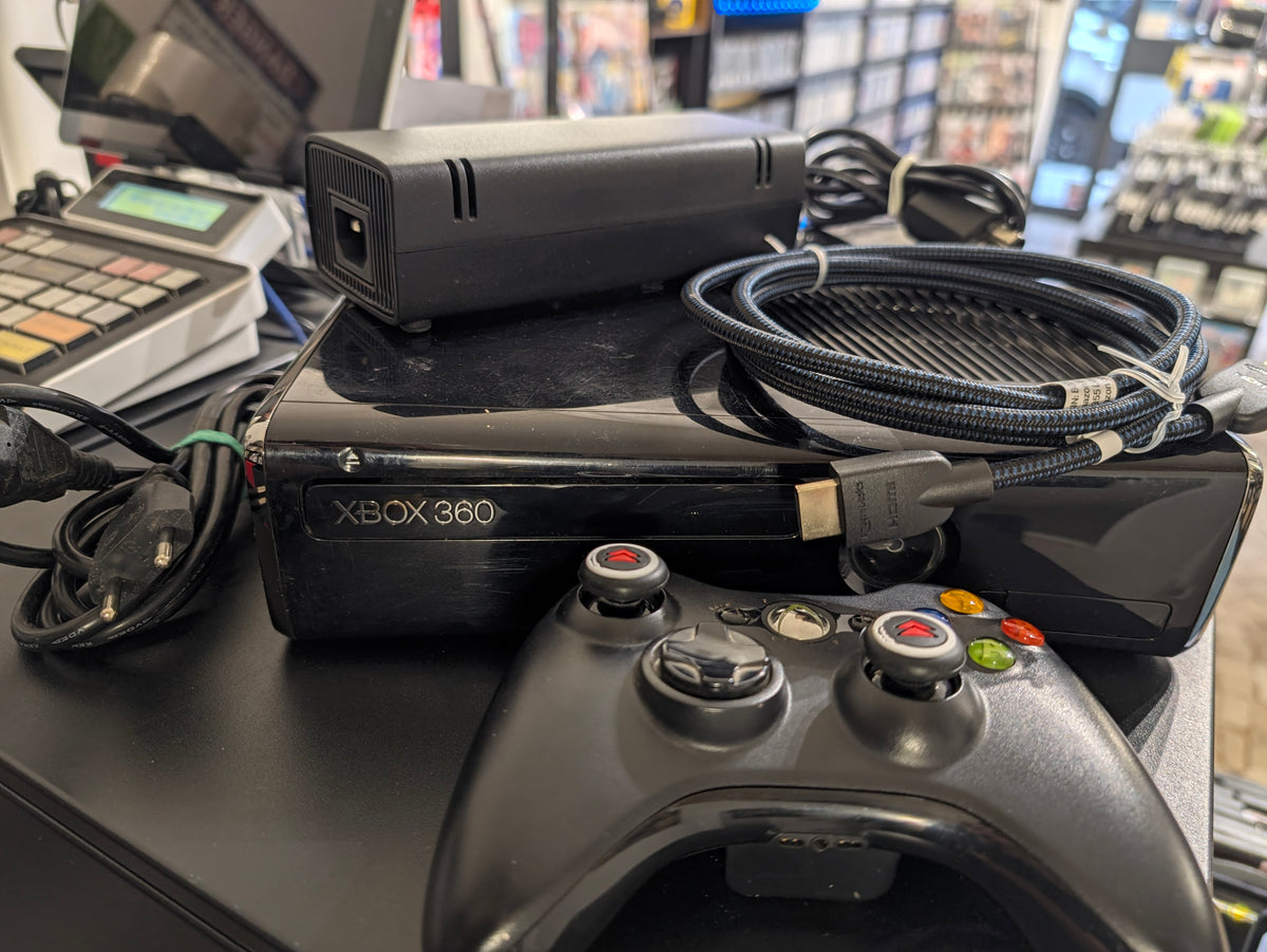 Xbox 360 S 250GB (Xbox 360)